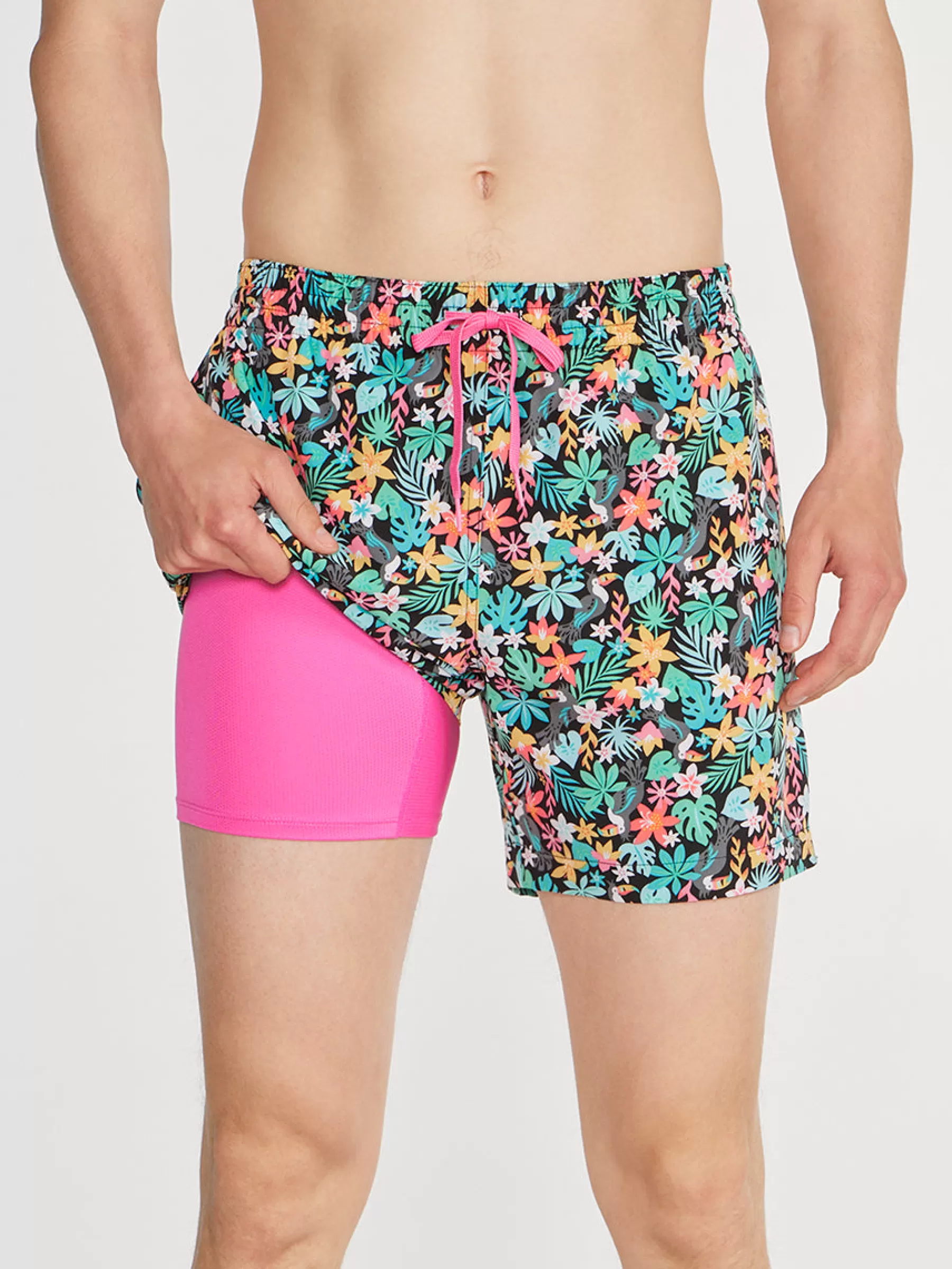 Chubbies Shorts Lined Classic Swim Trunks | Lined Classic Swim Trunks>The Bloomerangs BlackFloral