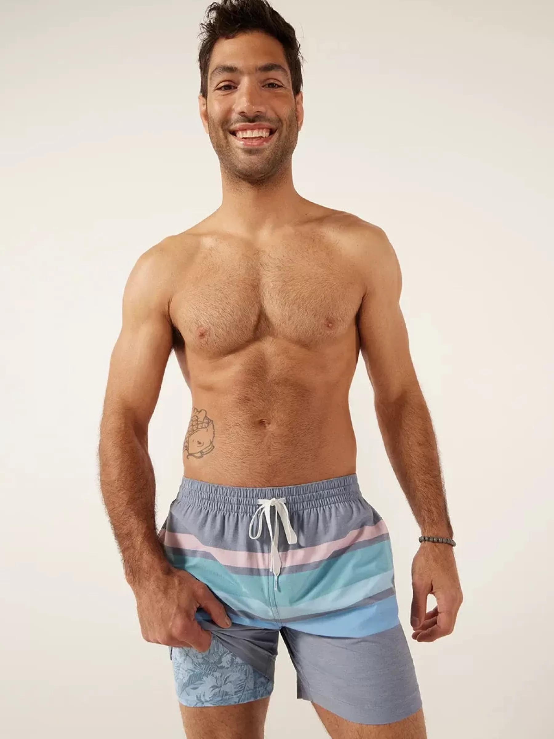 Chubbies Shorts Lined Classic Swim Trunks | Lined Classic Swim Trunks>The Cadillacs FadedGreyStripe