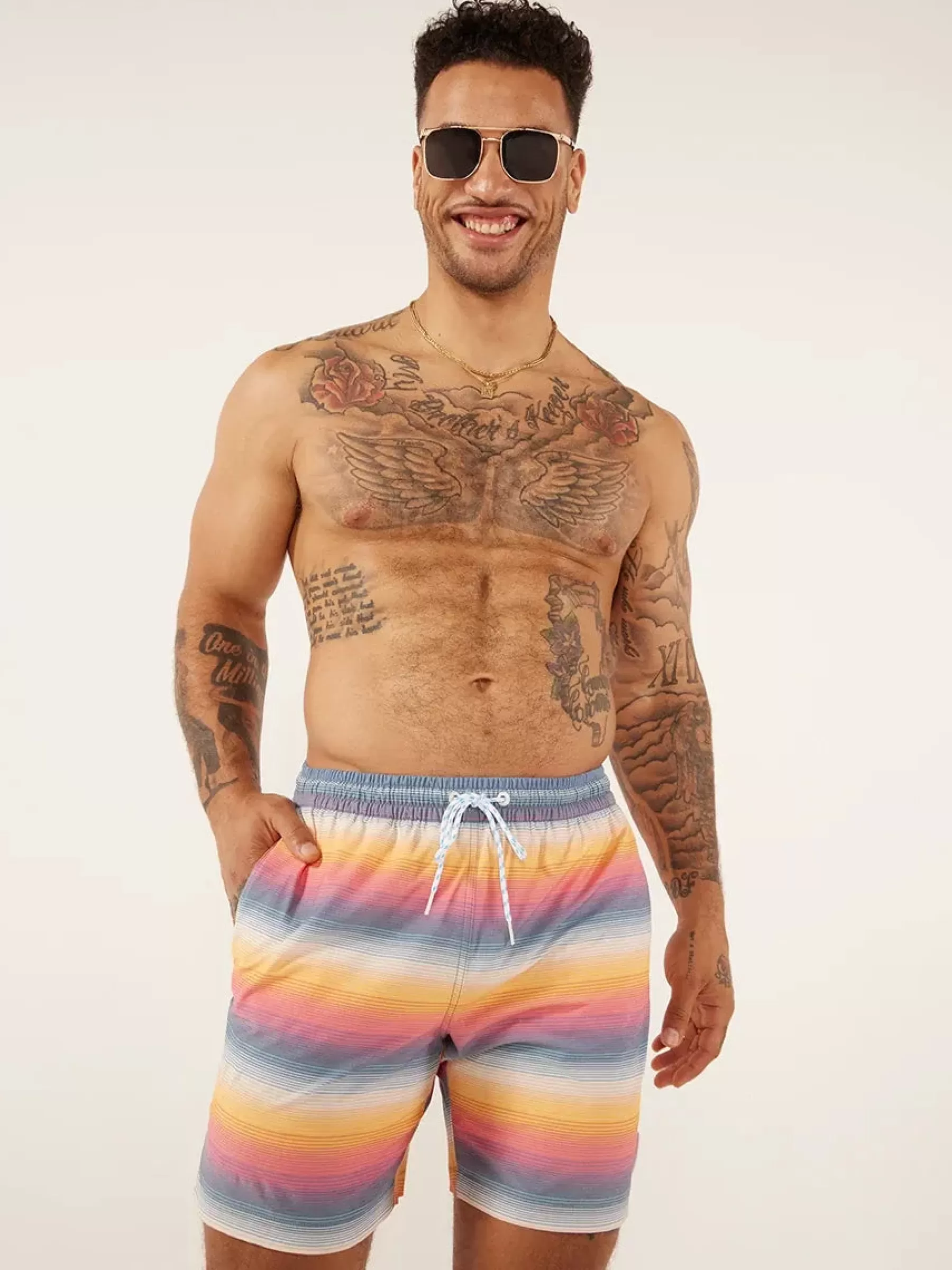 Chubbies Shorts Classic Swim Trunks | Classic Swim Trunks>The Malibu Sunsets Blue/OrangeGradientStripe