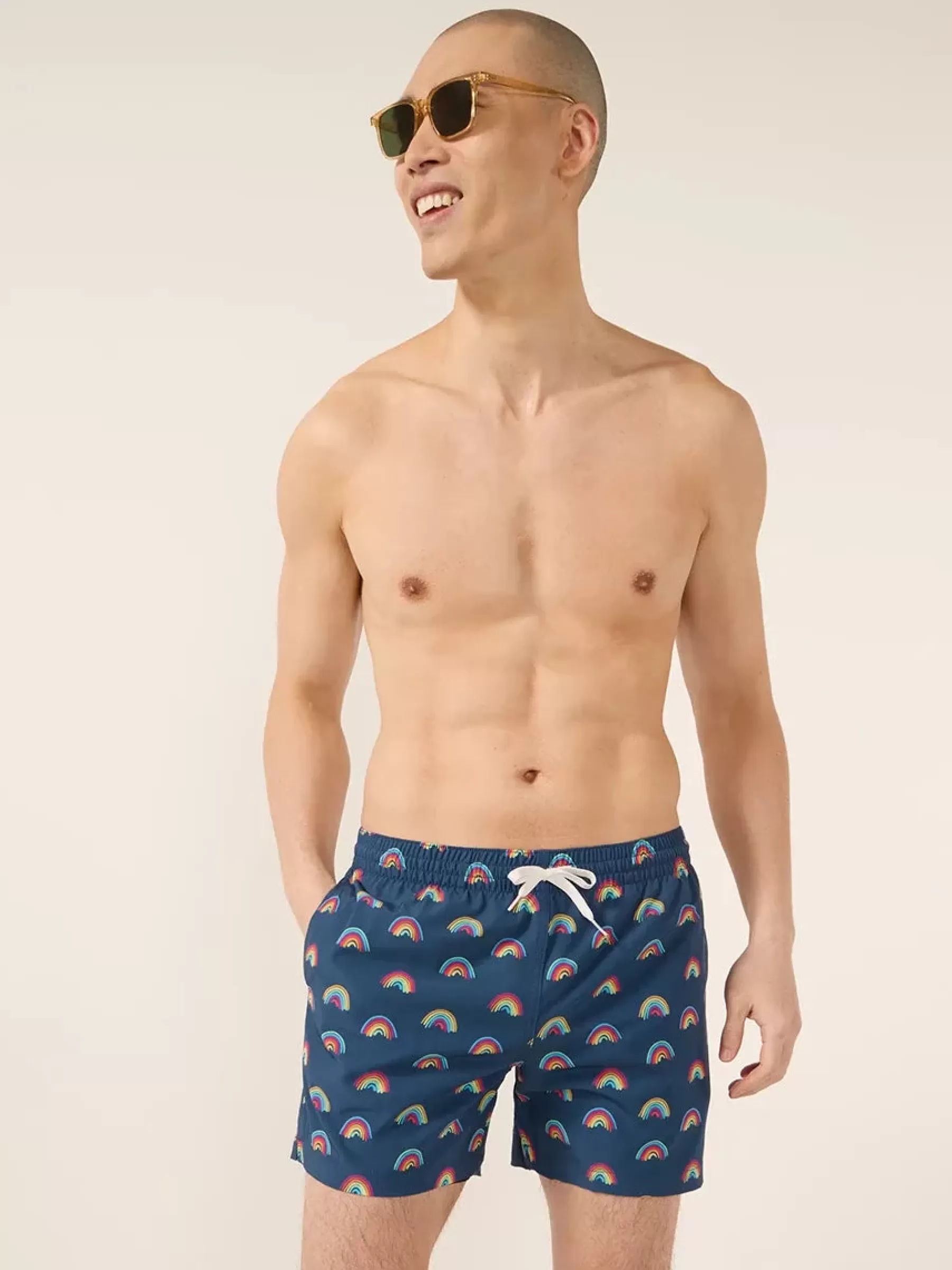 Chubbies Shorts Classic Swim Trunks | Classic Swim Trunks>The Rainbow Roads NavyBlueRainbow