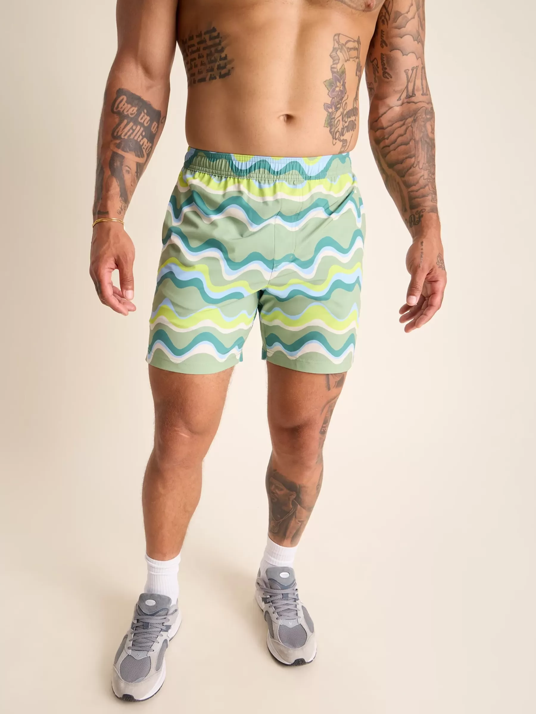 Chubbies Shorts Sport Shorts>The Side Swipes OffWhiteWave/LightBlueLiner