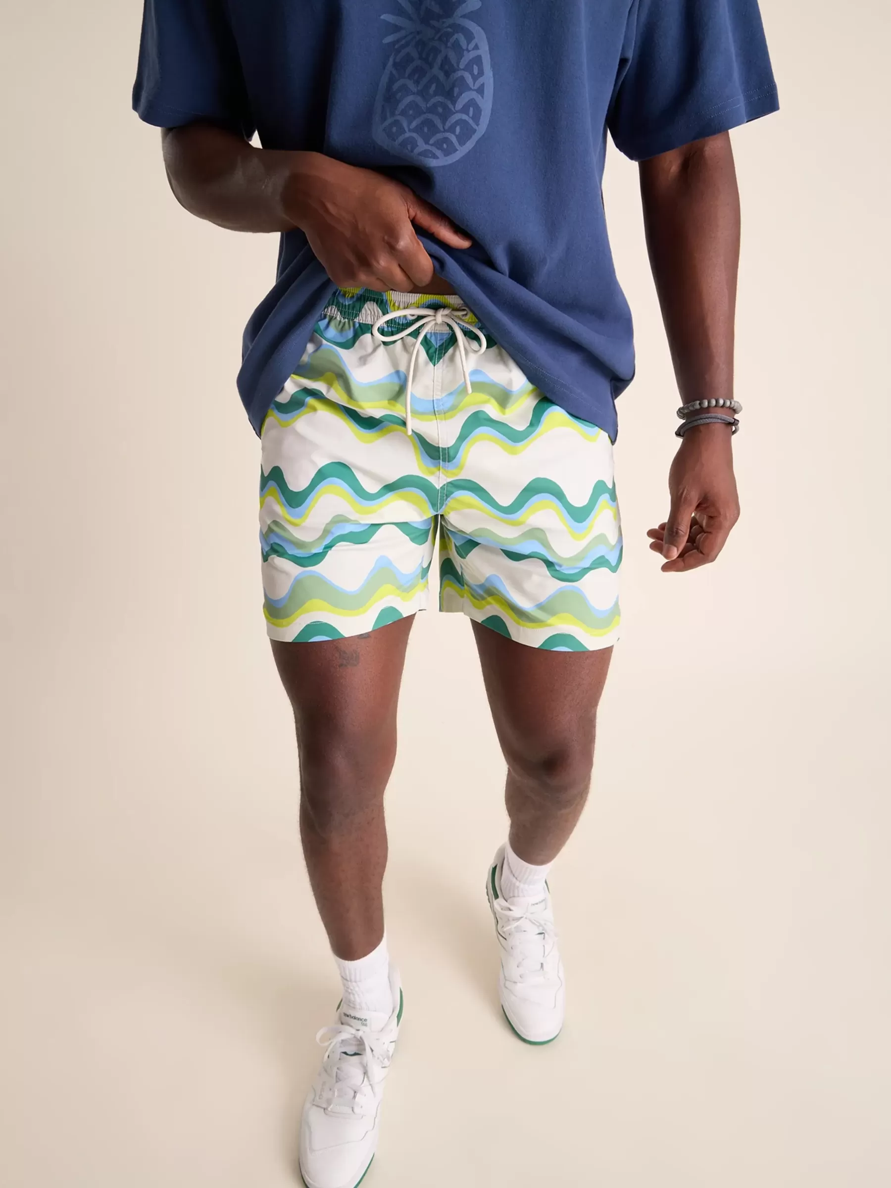 Chubbies Shorts Freestyle Short | Freestyle Short>The Side Swipes OffWhiteWave