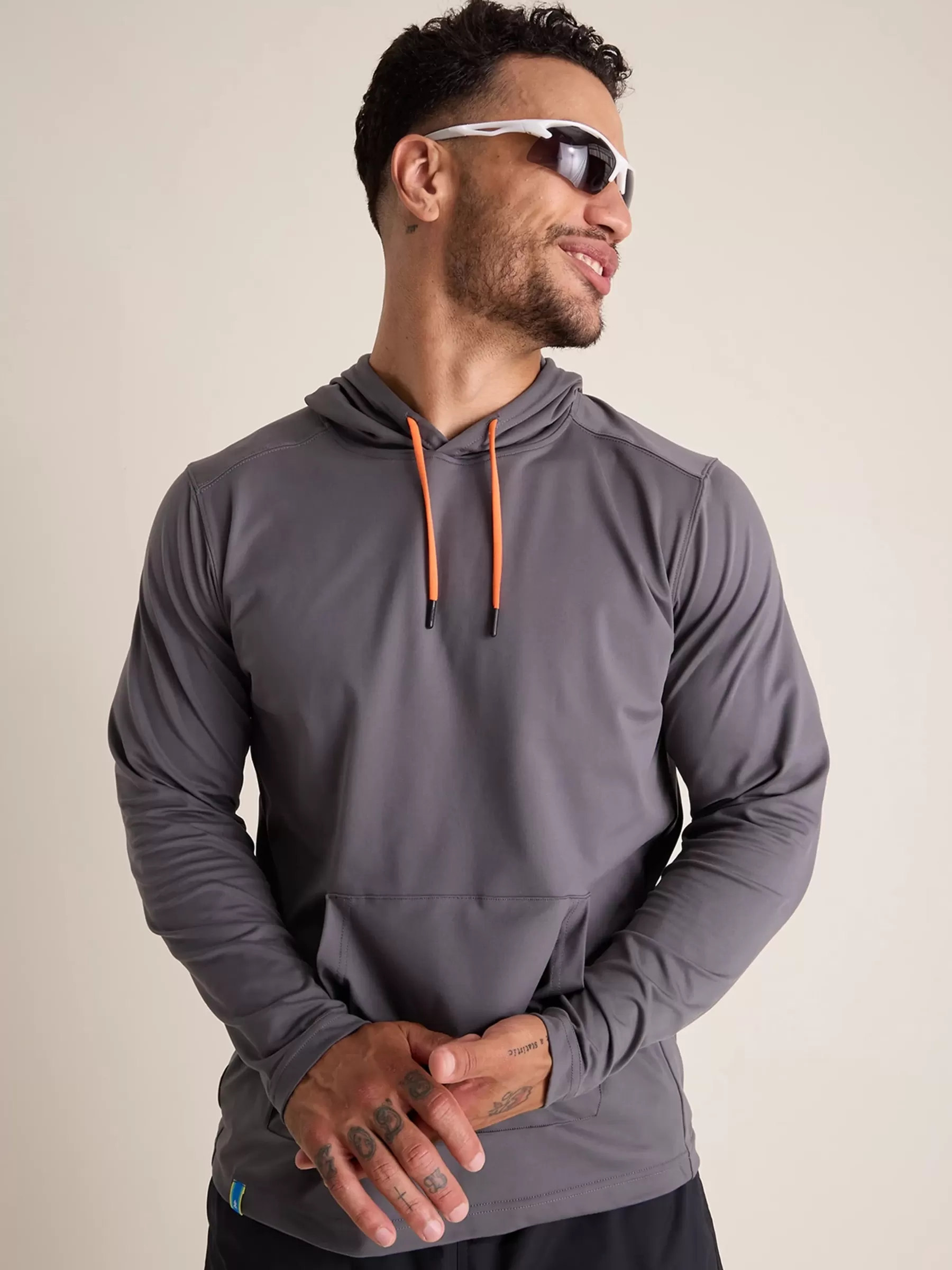 Chubbies Shorts Hoodies>The Steel Gray CharcoalGrey