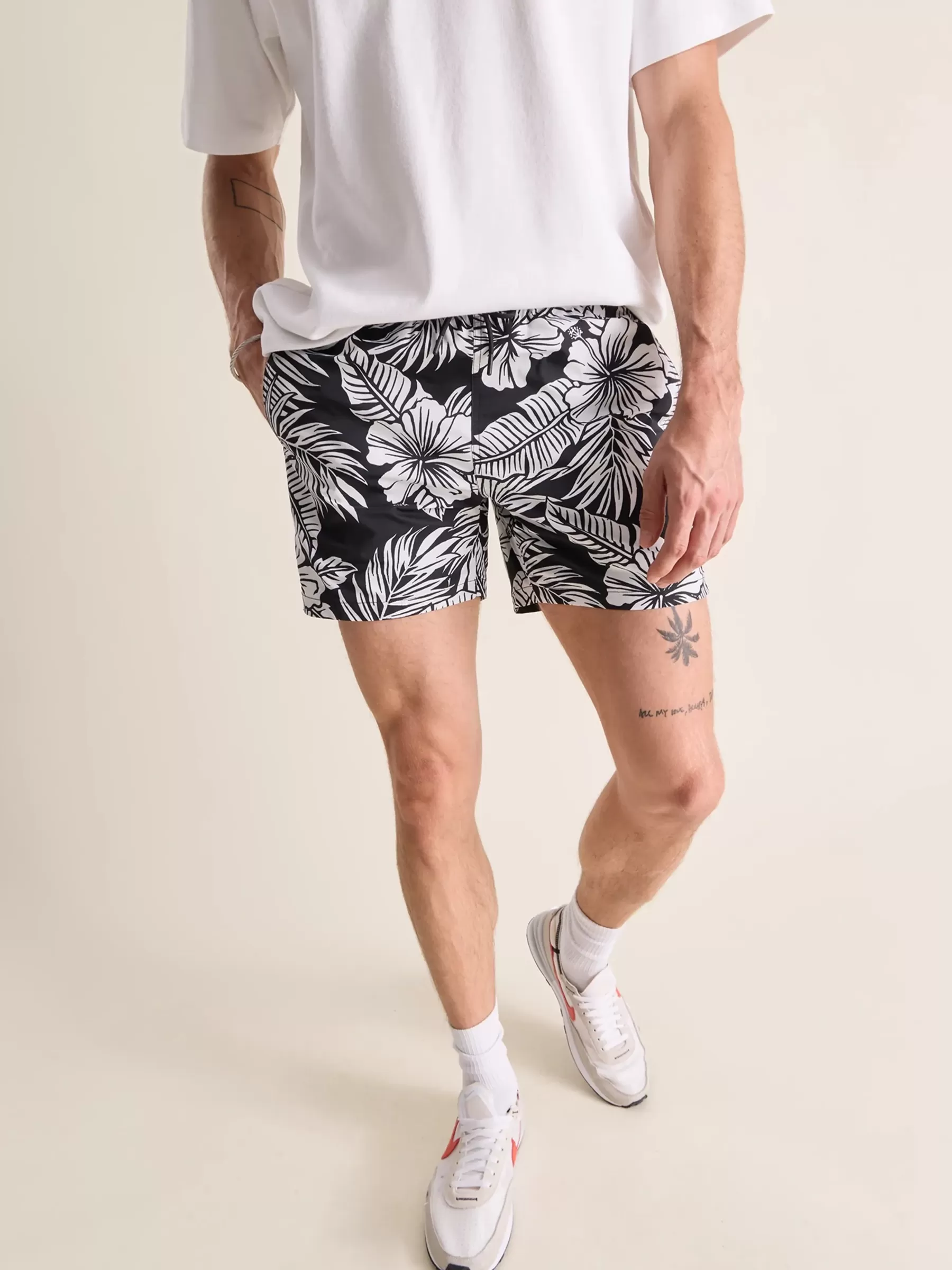 Chubbies Shorts Freestyle Short | Freestyle Short>The Visual Ferners BlackFloral