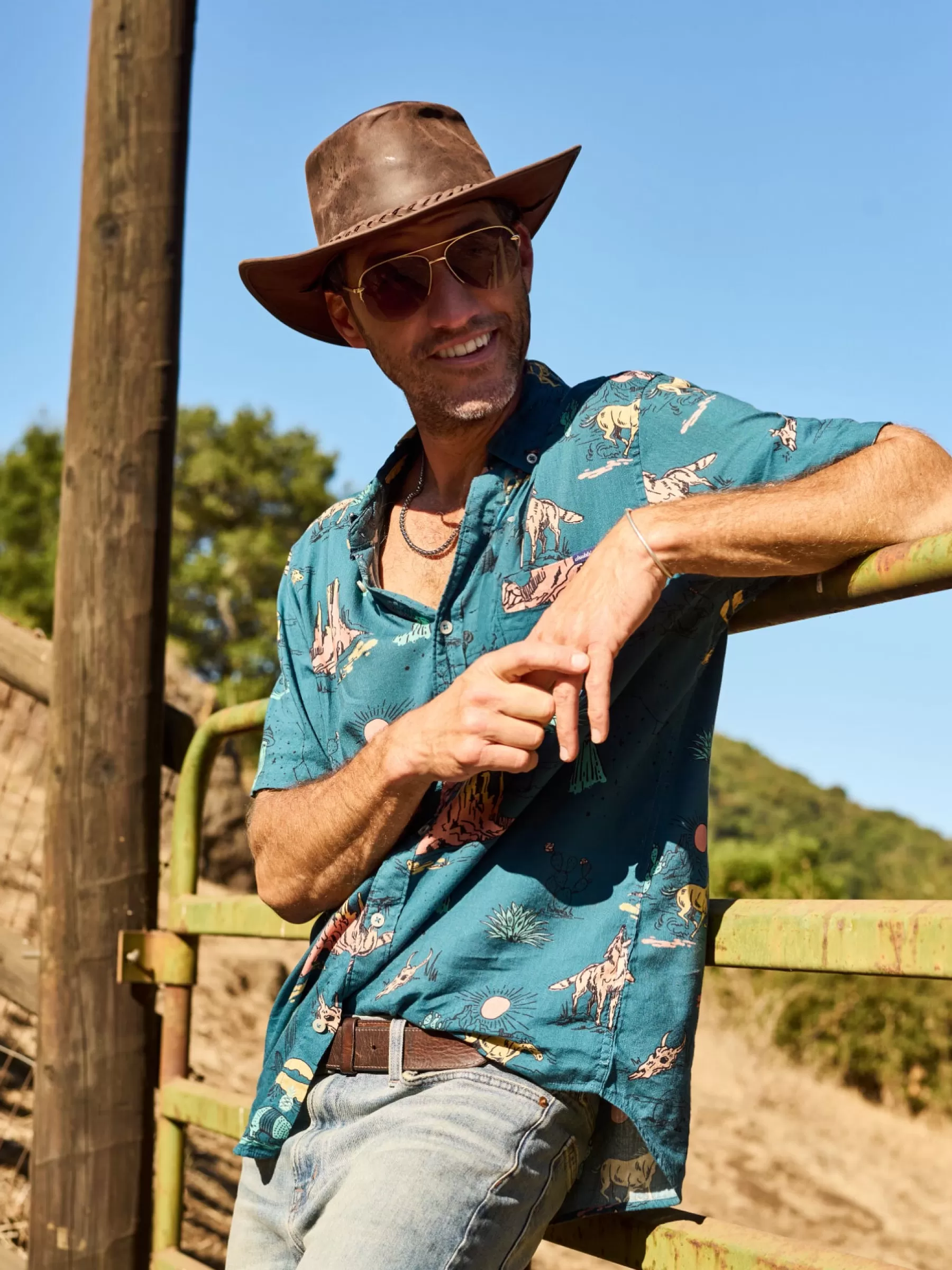 Chubbies Shorts Button Ups>The Wild West DarkBlueDesert